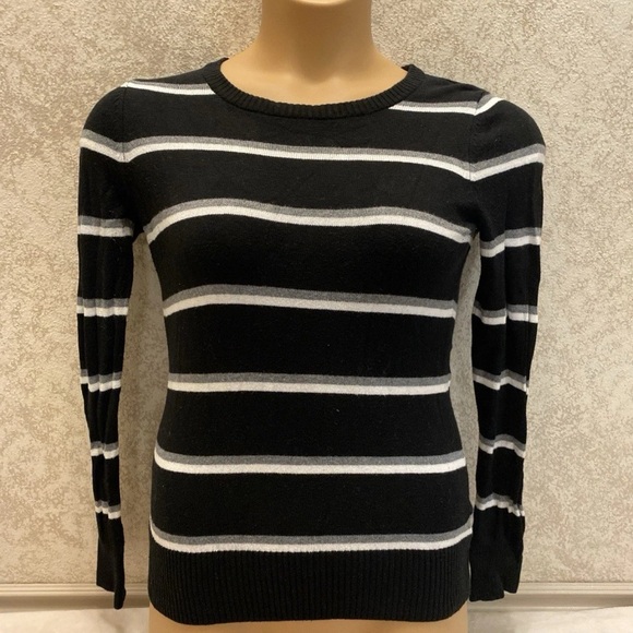 Merona Women's Sweater in Black with White Stripes - Picture 1 of 14